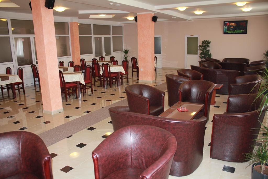 Hotel Feniks Požarevac المظهر الخارجي الصورة